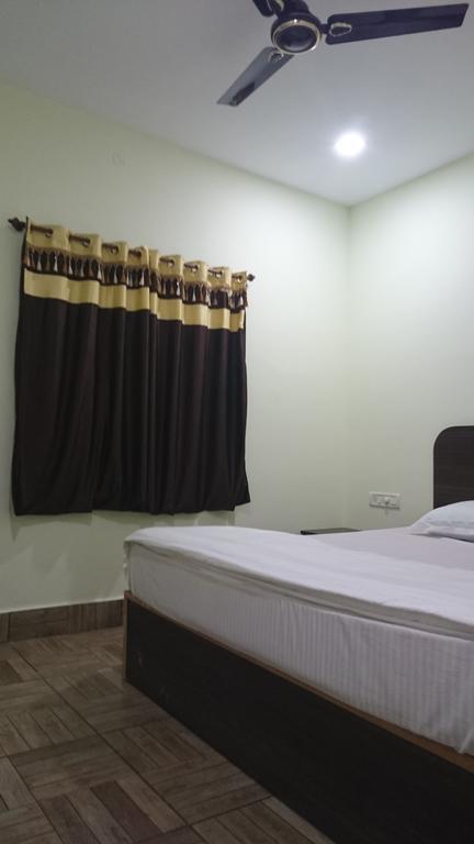 Hotel Oyo 1246 Raaj Residency Chennai Zewnętrze zdjęcie