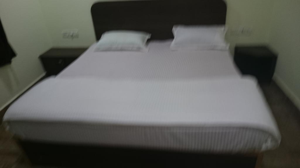 Hotel Oyo 1246 Raaj Residency Chennai Pokój zdjęcie