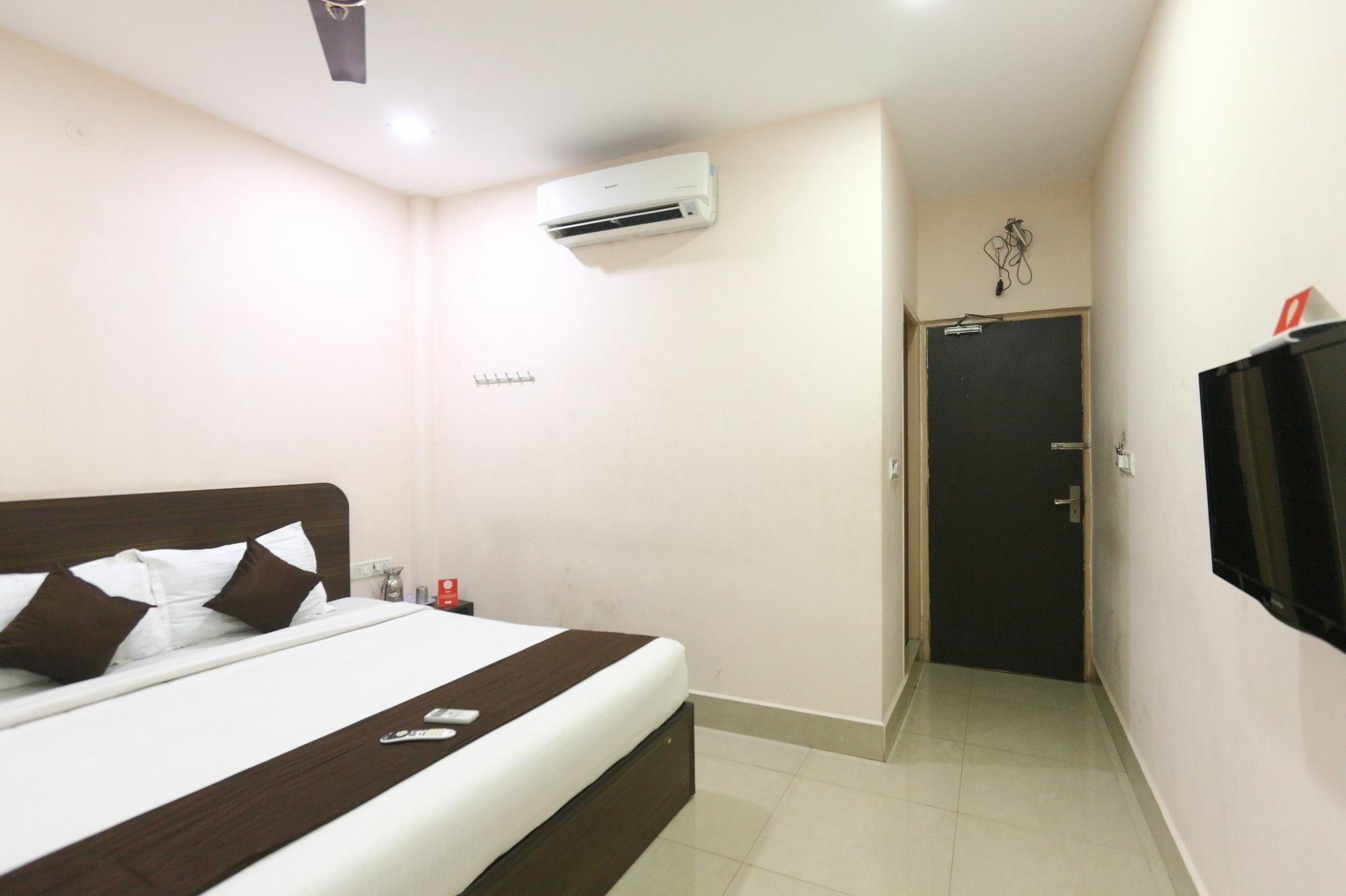 Hotel Oyo 1246 Raaj Residency Chennai Zewnętrze zdjęcie